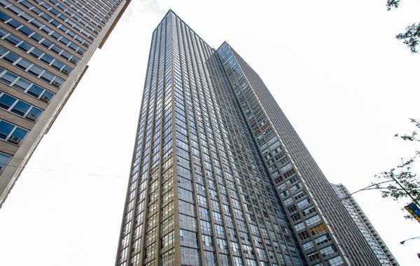 655 Irving Park, Lakeview Chicago, Park Place Towers